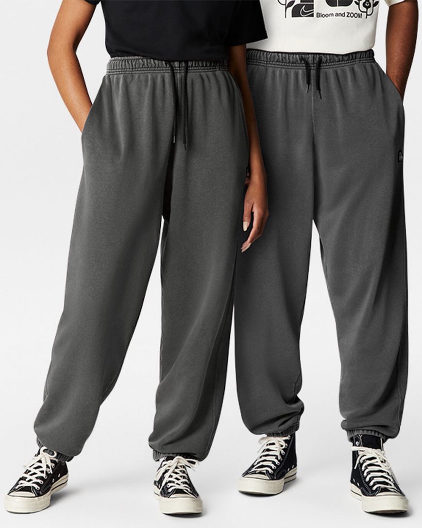 Men\'s Converse Go-To Chuck Taylor Sneaker Patch Loose Fit Sweatpants Black | AU E6850R